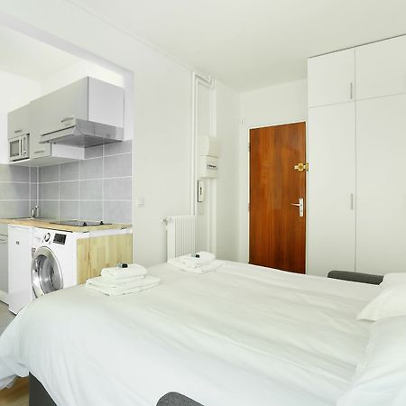 Studio Prestige Champs Elysees Париж Екстериор снимка