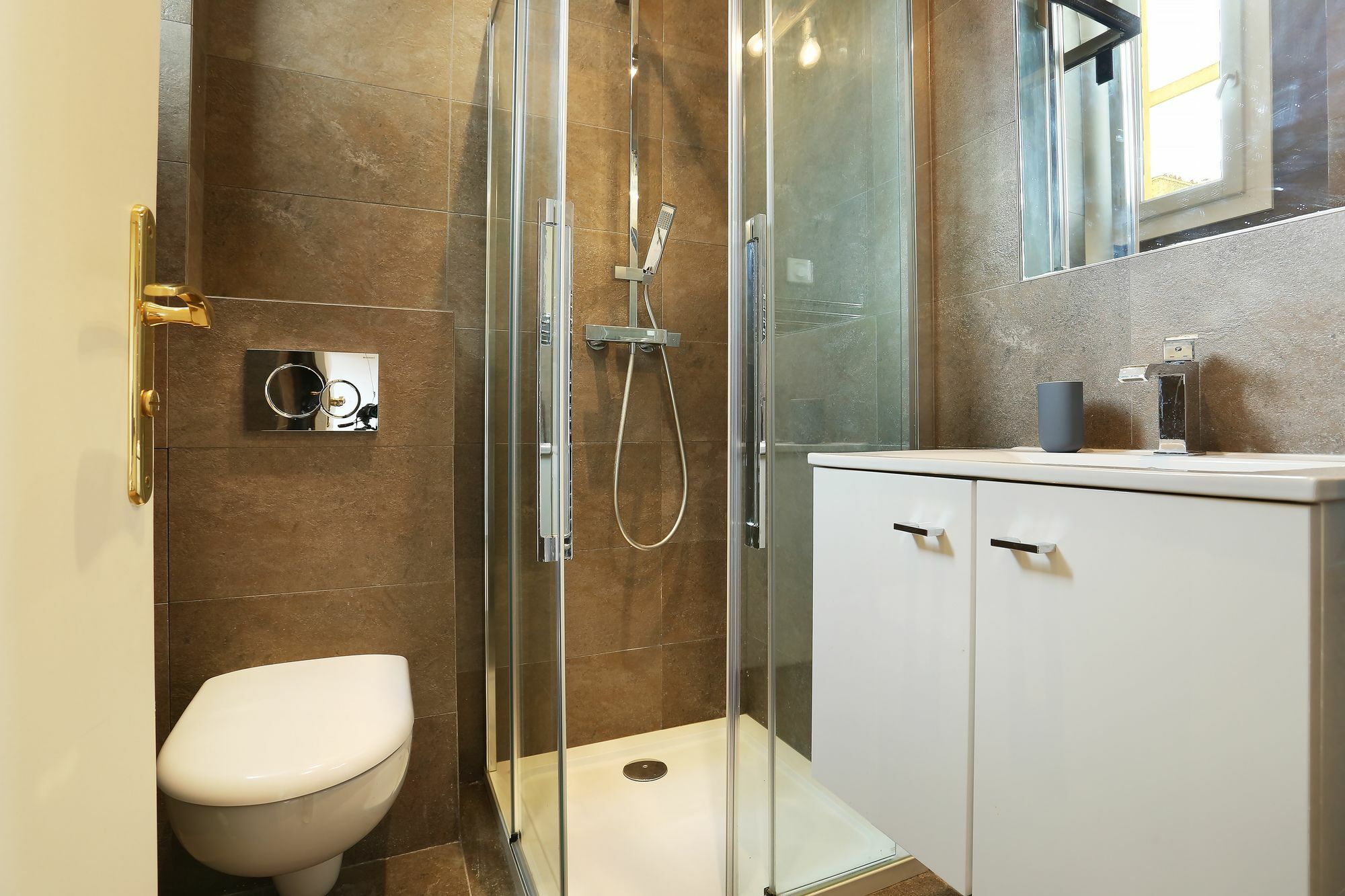 Studio Prestige Champs Elysees Париж Екстериор снимка