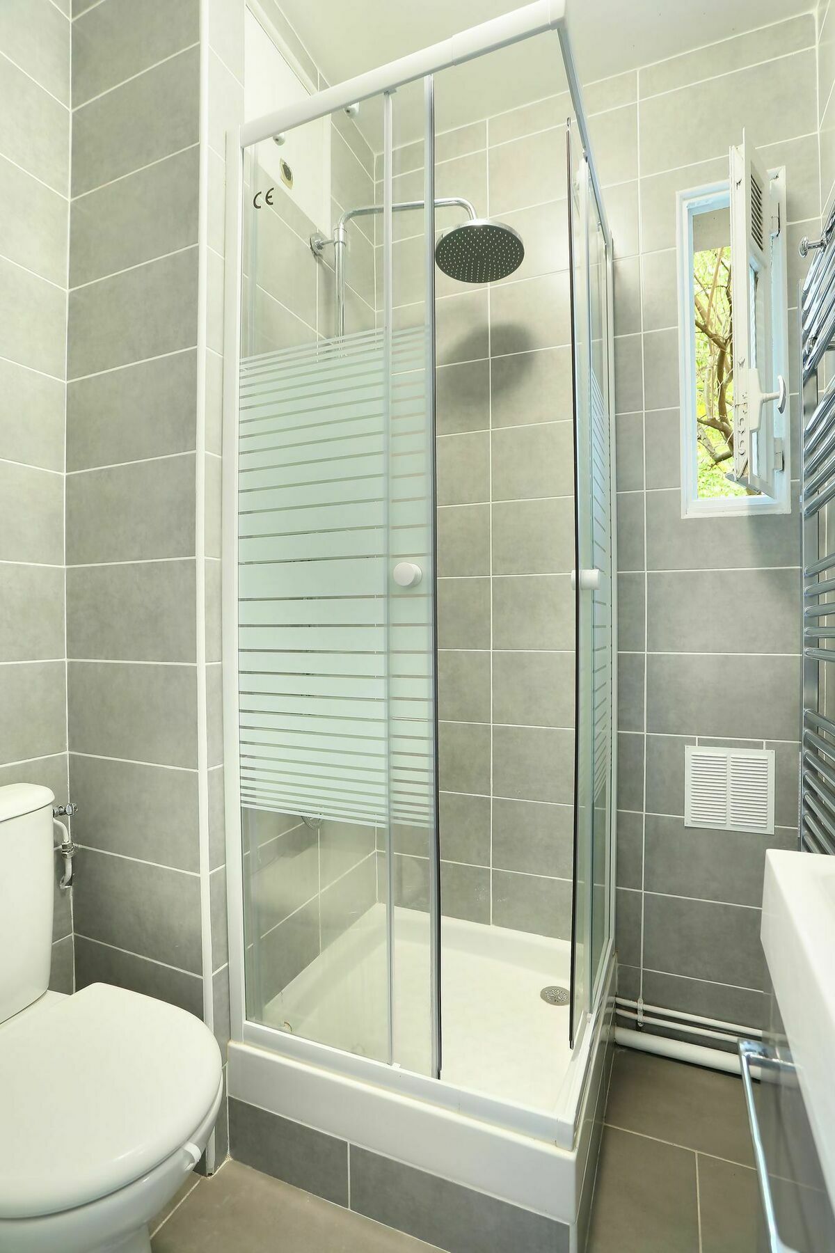 Studio Prestige Champs Elysees Париж Екстериор снимка