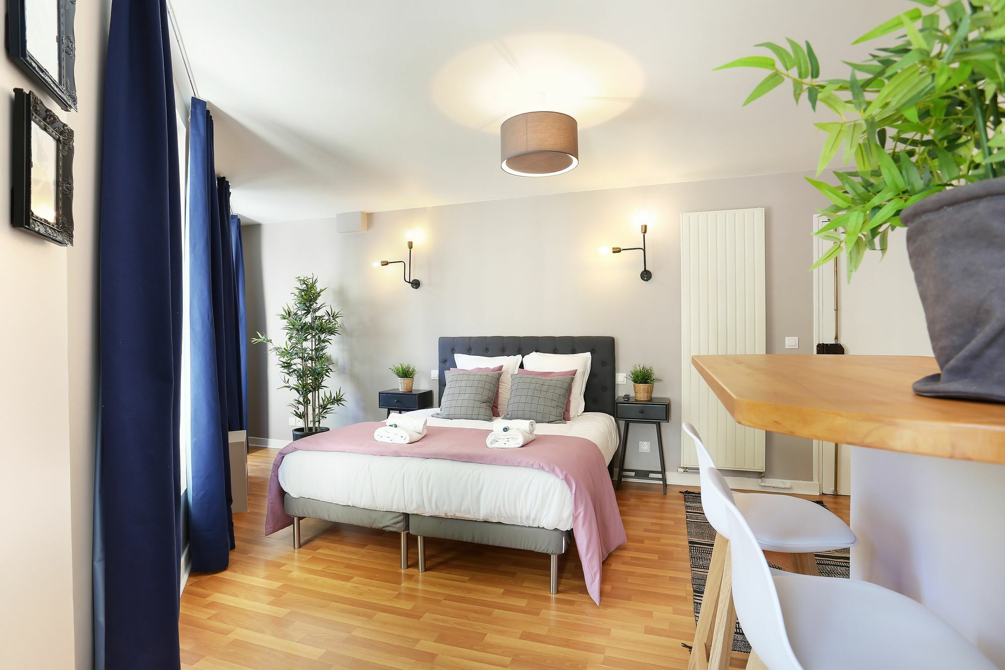 Studio Prestige Champs Elysees Париж Екстериор снимка